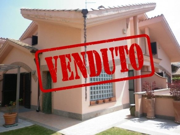 LE RUGHE  Villino nuova costruzione 120mq su 3 livelli.  288.000 Euro